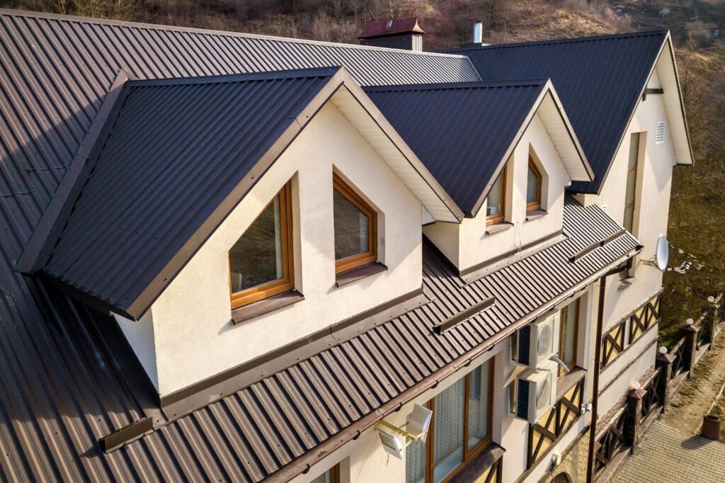 Long-lasting metal roof